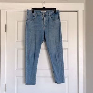 Levi’s High Rise Super Skinny Crop Jeans